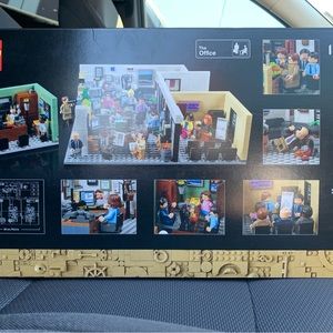 Lego models 75339 and 21336